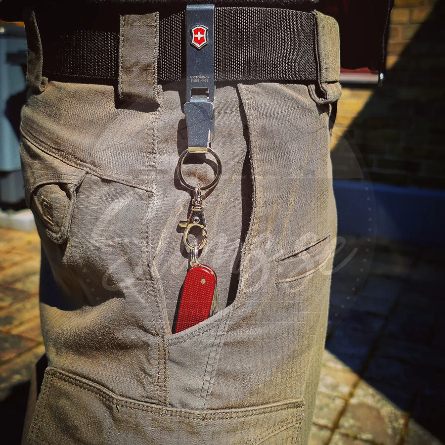 Victorinox Multiclip Med Nyckelring Och Karbinhake