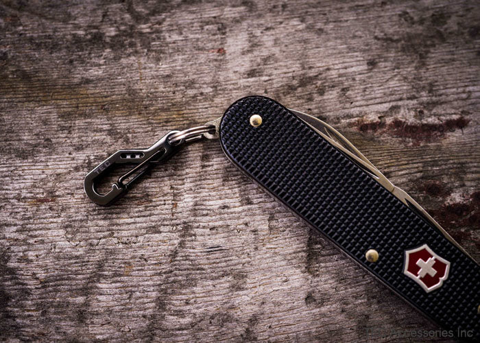 TEC Accessories Python Clip 28mm Titan - Karbinhake För EDC och Nycklar - VÄLJ FÄRG