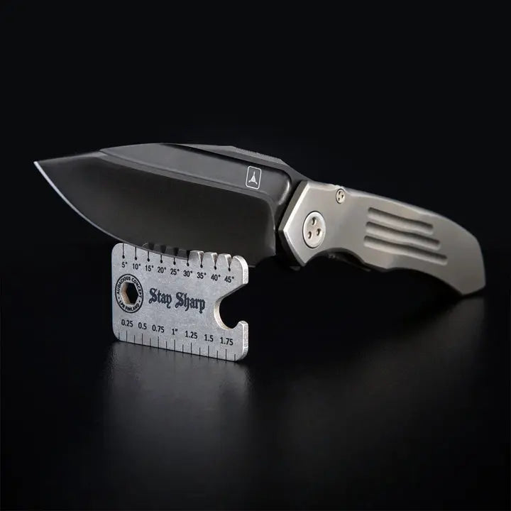 AuCon Dog Tag 3.0 Anglefinder - Vinkelmätare Och Multitool Av Titan - VÄLJ FÄRG AUCON
