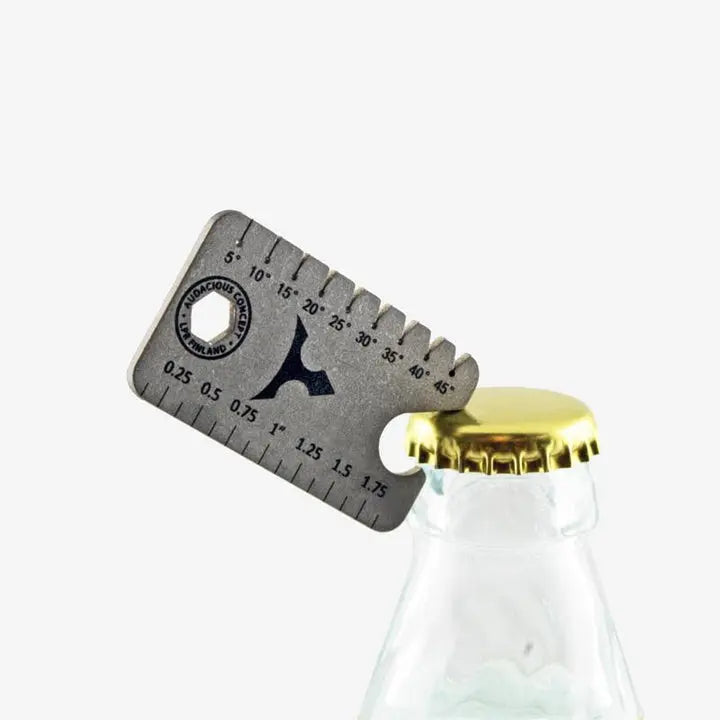 AuCon Dog Tag 3.0 Anglefinder - Vinkelmätare Och Multitool Av Titan - VÄLJ FÄRG AUCON