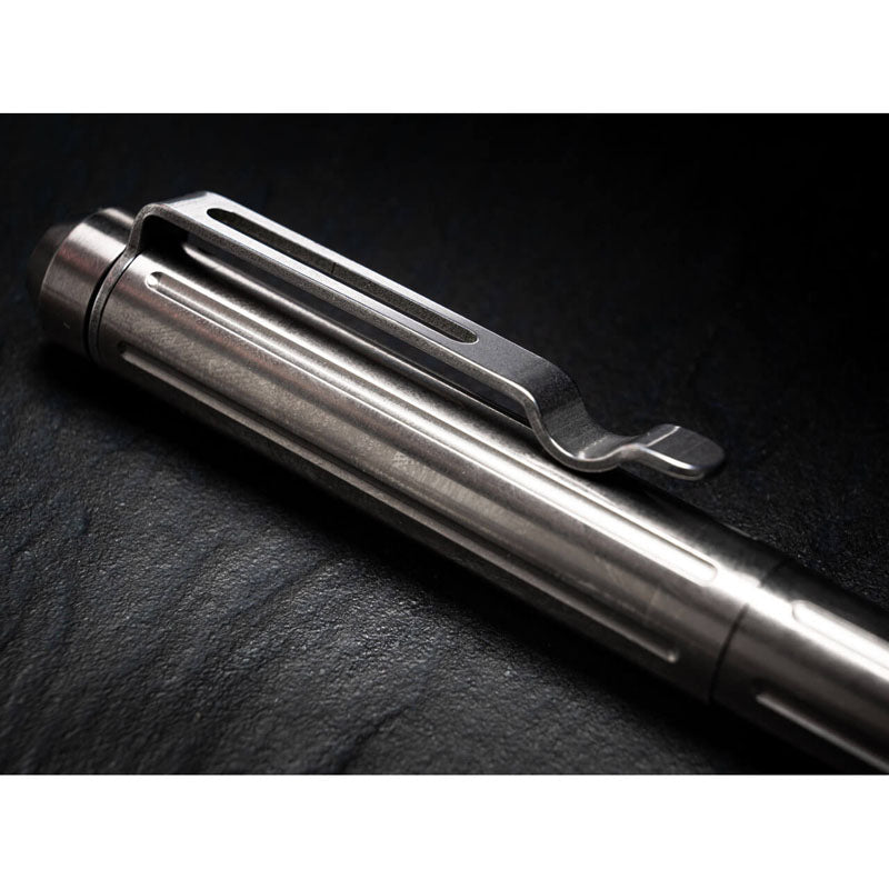 Böker Plus Tactical Fountain Pen Titanium - Reservoarpenna Av Titan