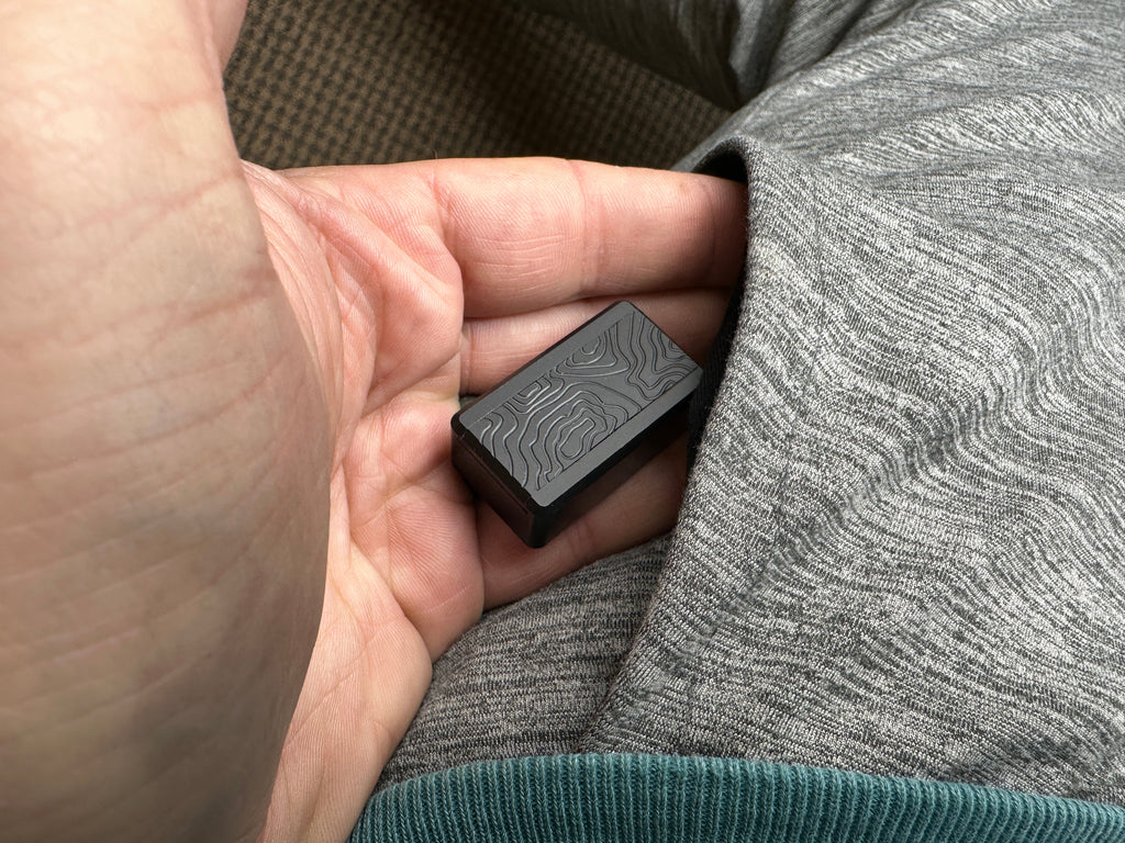 Maratac Tiny Delrin Pocket Box Gen 3 Topo  + Glow Shell – Förvaringsask Delrin Med Självlysande Hölje