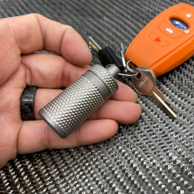 Maratac XL Piccolo Nitro Vault Titanium Capsule V2 - Kapsel Av Titan