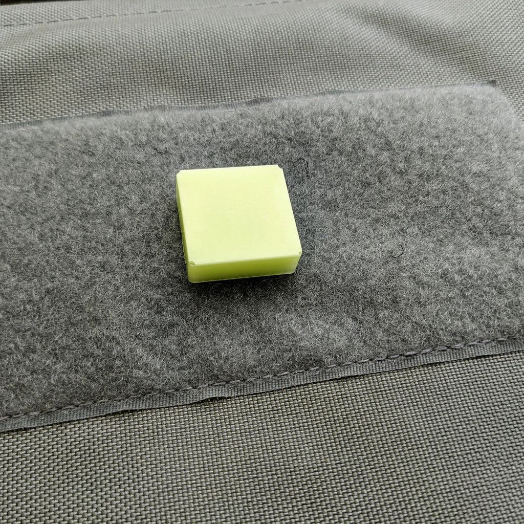 Maratac Glow Maker Square 1x1 - Självlysande Patch Och Markör - SLIMS.SE - oladdad