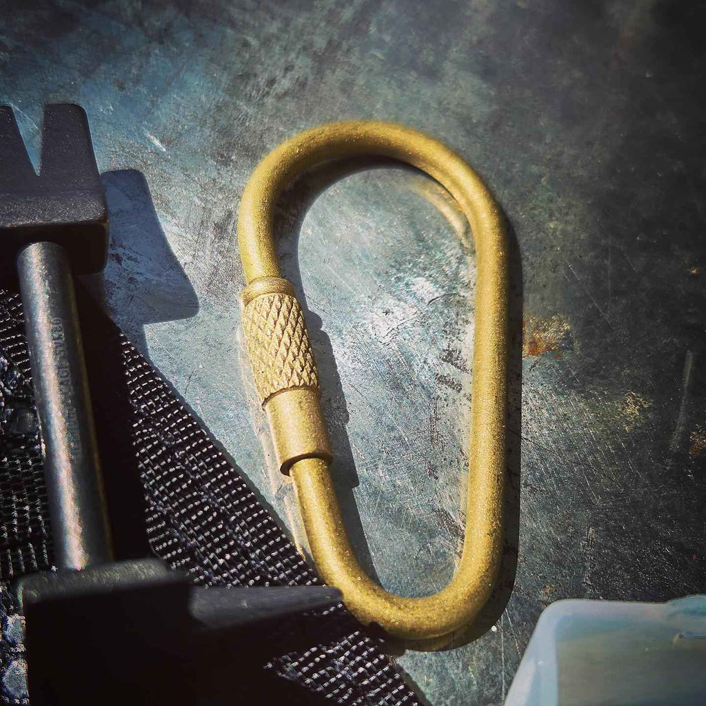 Maratac Screw Link Solid Brass - Nyckelring Av Mässing - SLIMS.SE - mässingsnyckelring