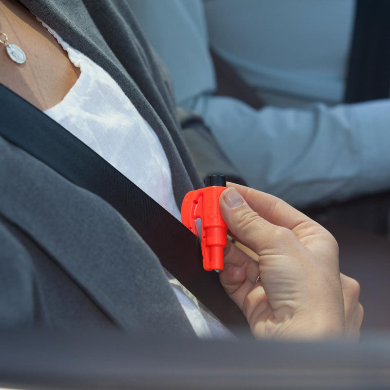 ResQMe Keychain Tool - Glaskross Och Bältesskärare - VÄLJ FÄRG
