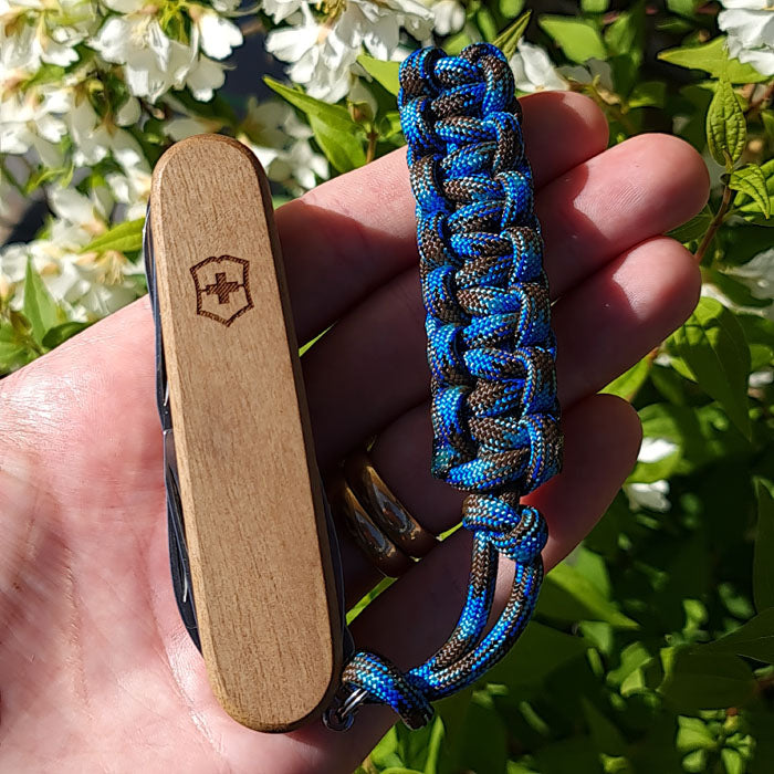 SLIMS.SE Handgjord Lanyard Av 550 Paracord
