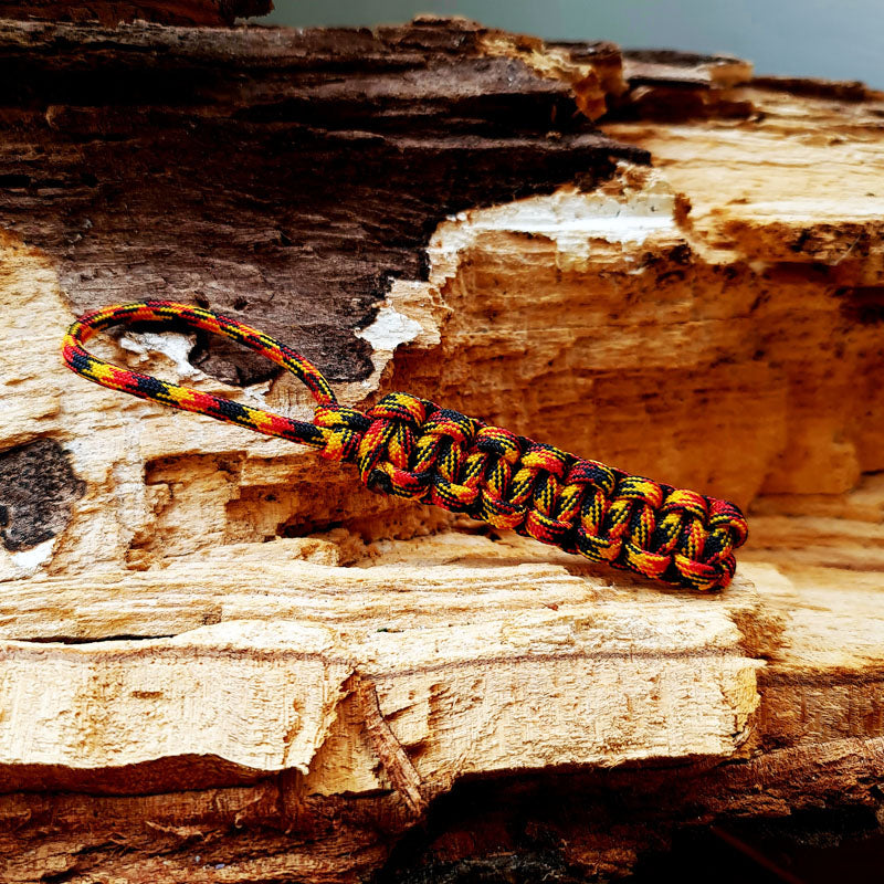 SLIMS.SE Handgjord Lanyard Av 550 Paracord